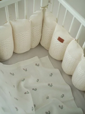 Бортики в кроватку Loomknits 10