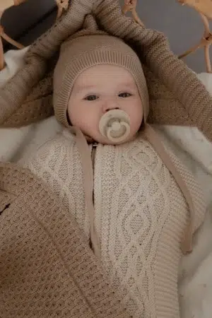 Шапка детская Loomknits Elf Капучино 4