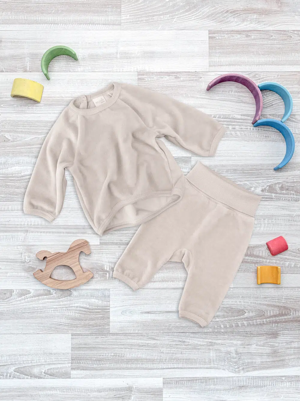 Велюровый комплект Mjolk White Sand 1