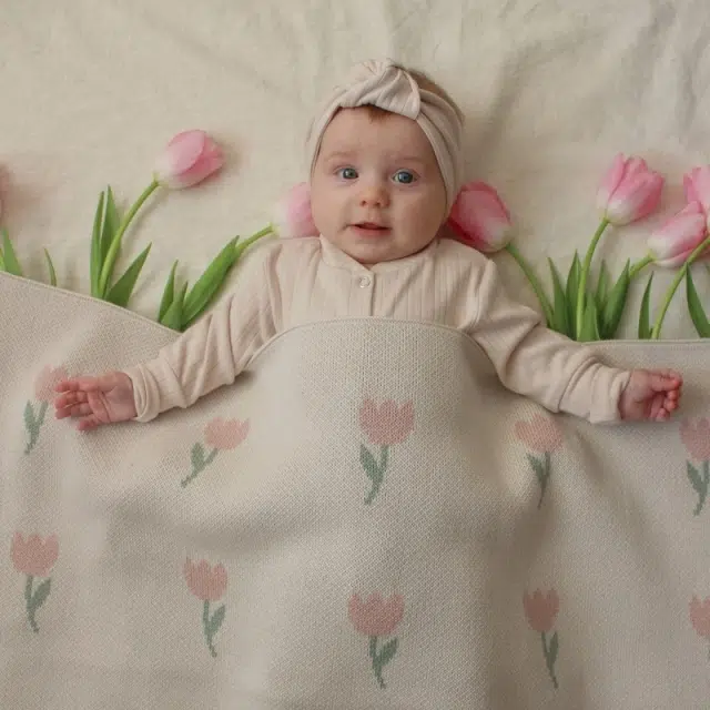 Плед детский Loomknits Flowers Tulip (80*120) 2