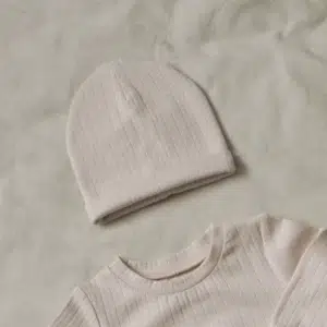 Шапка детская Loomknits Латте 4