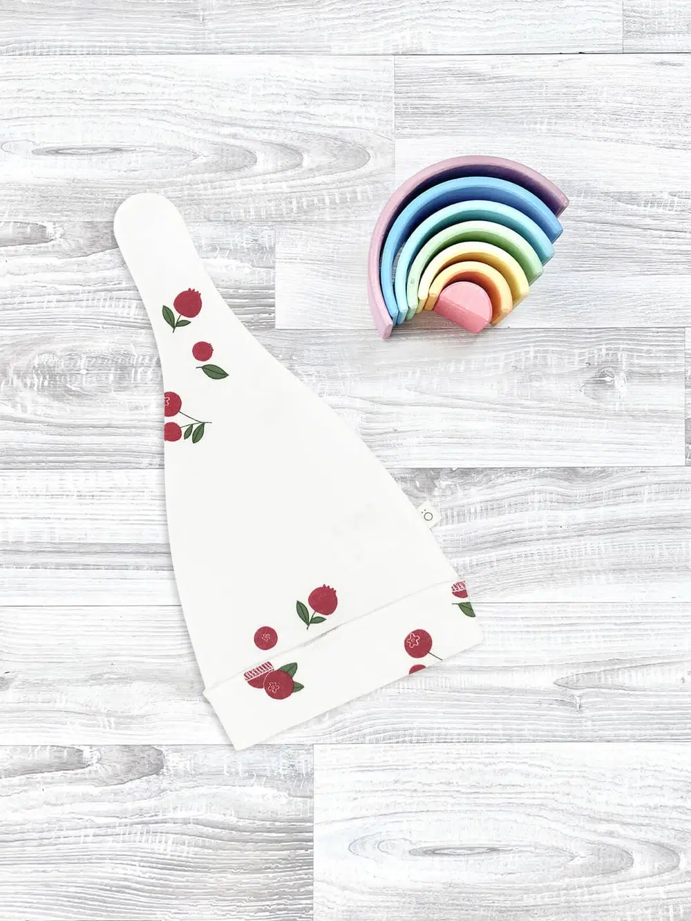 Шапочка Mjolk Брусника 2