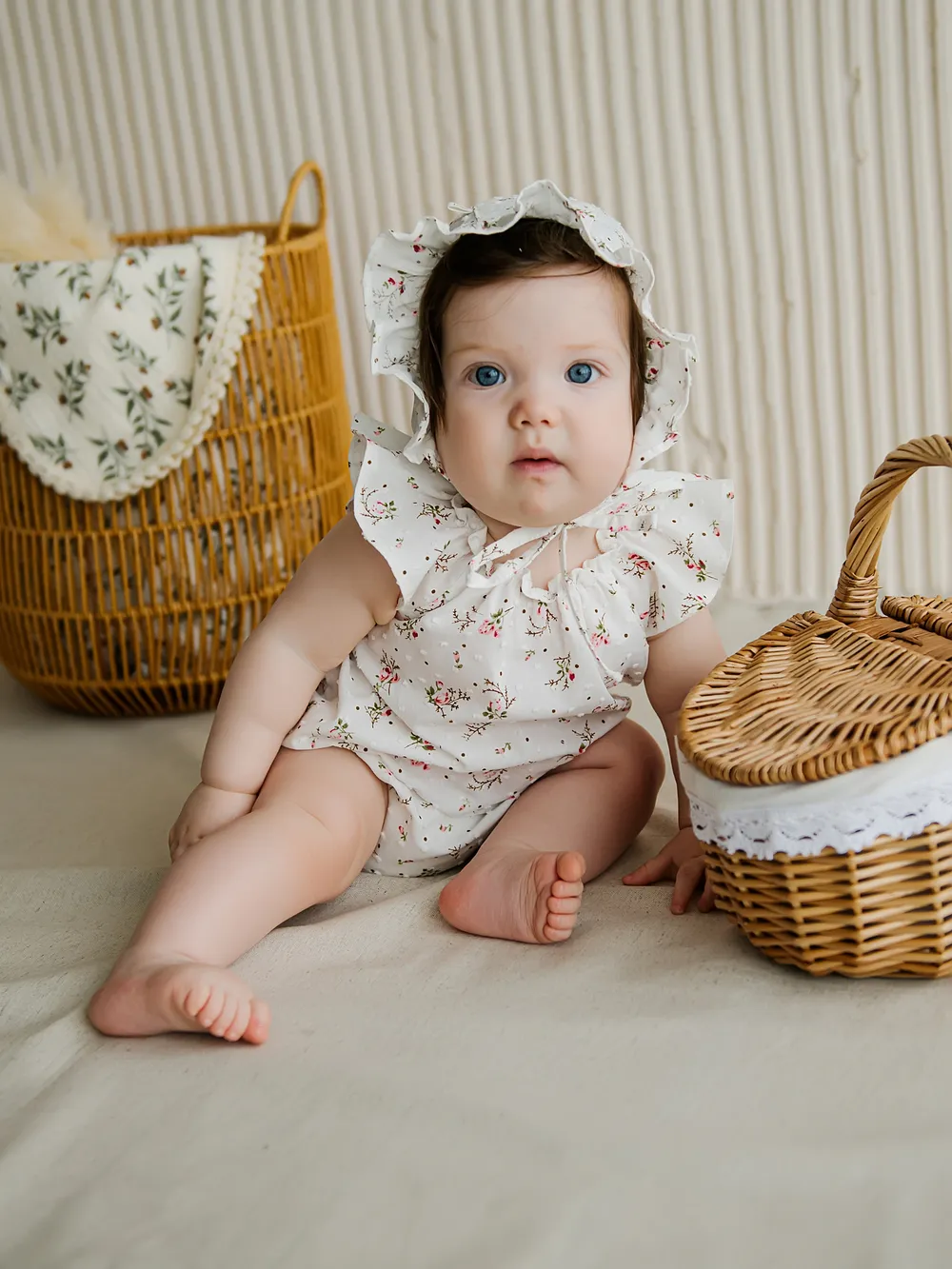 Песочник хлопковый с крылышками BUNGLY "Розы" 0+ 1