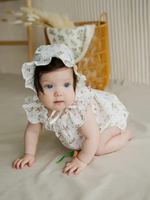 Песочник хлопковый с крылышками BUNGLY "Розы" 0+ 5