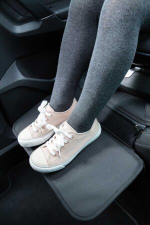Защитная накладка Osann для автомобильного сиденья с подножкой FeetUp 24