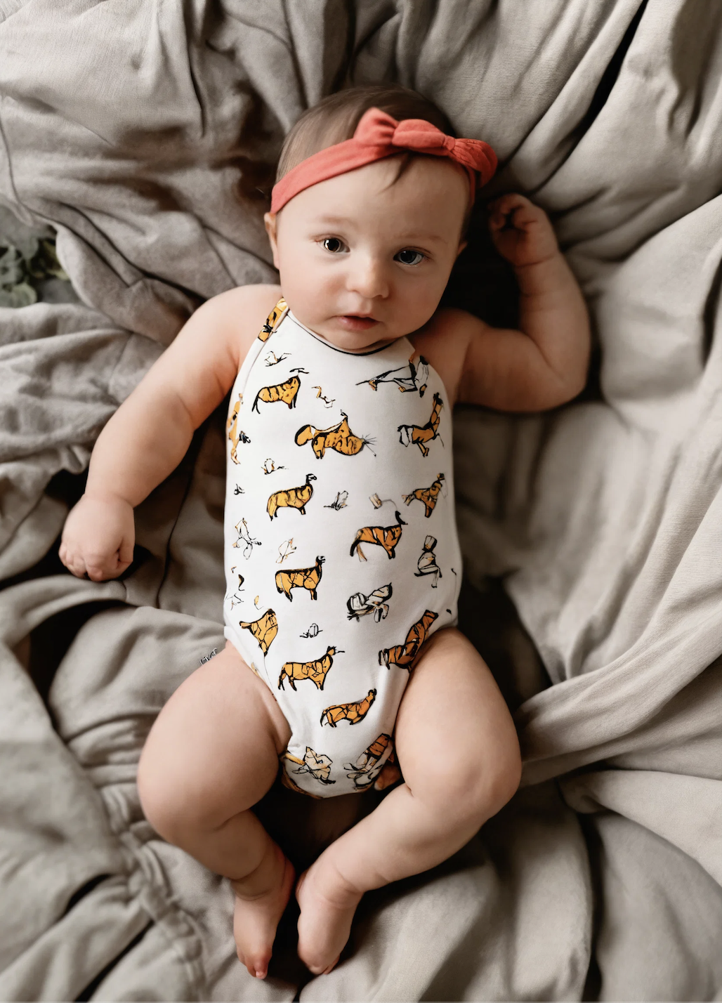 Как выбрать боди для детей, одежду для новорожденных: виды и особенности 5