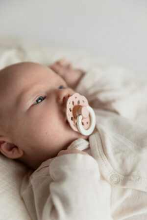 Пустышка латексная ночная BIBS Boheme Glow - Cloud, 6+ мес. 7