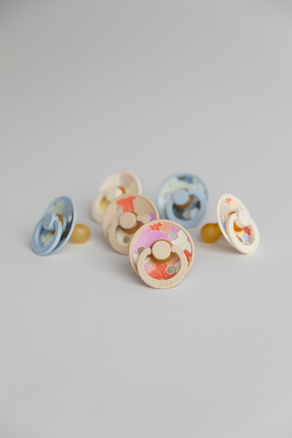 Пустышка латексная BIBS Studio Colour - Morning Bloom, 6+ мес. 4