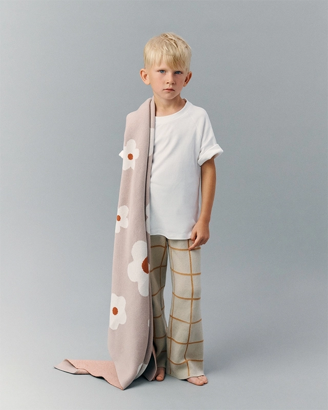 Плед детский Loomknits Пудровый цветы 3