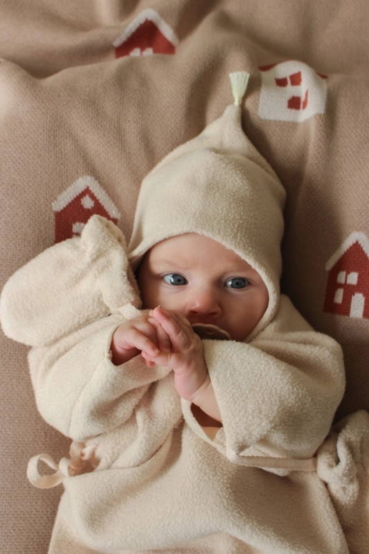 Шапка детская Loomknits Молочный 2