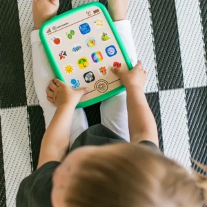 Музыкальная игрушка Hape развивающая, сенсорная "Планшет" 16