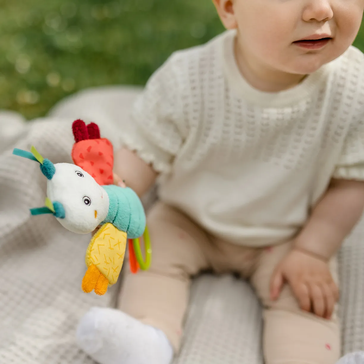 Игрушка-подвеска FEHN с вибрацией Бабочка 3