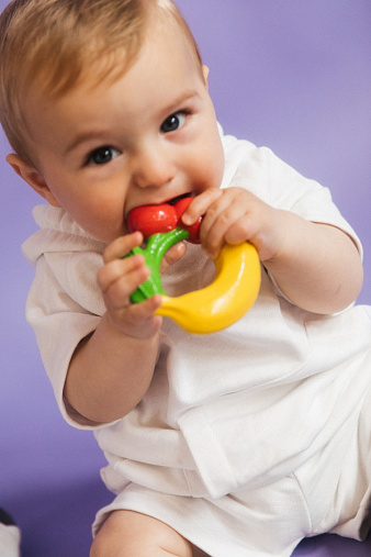 Игрушка-прорезыватель Oli&Carol Teething Ring 2