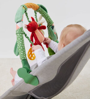 Дуга с игрушками Happy Baby Веселая горка 18