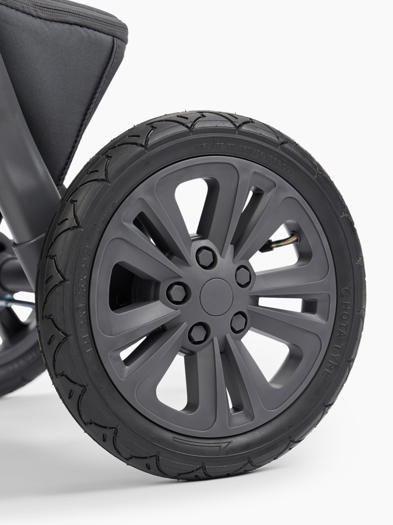 Коляска 2 в 1 Happy Baby Mommer Pro NOVA (надувные колеса) 12