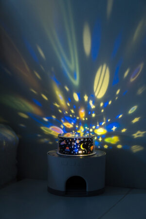 Ночник-проектор Снежный домик Roxy Kids 117