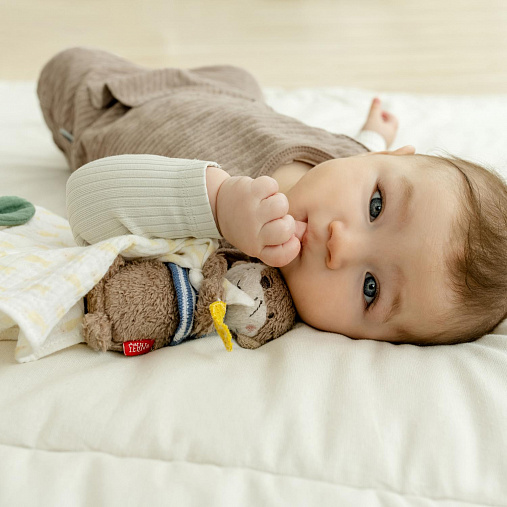 Игрушка-комфортер из муслина FEHN Выдра Тео 4