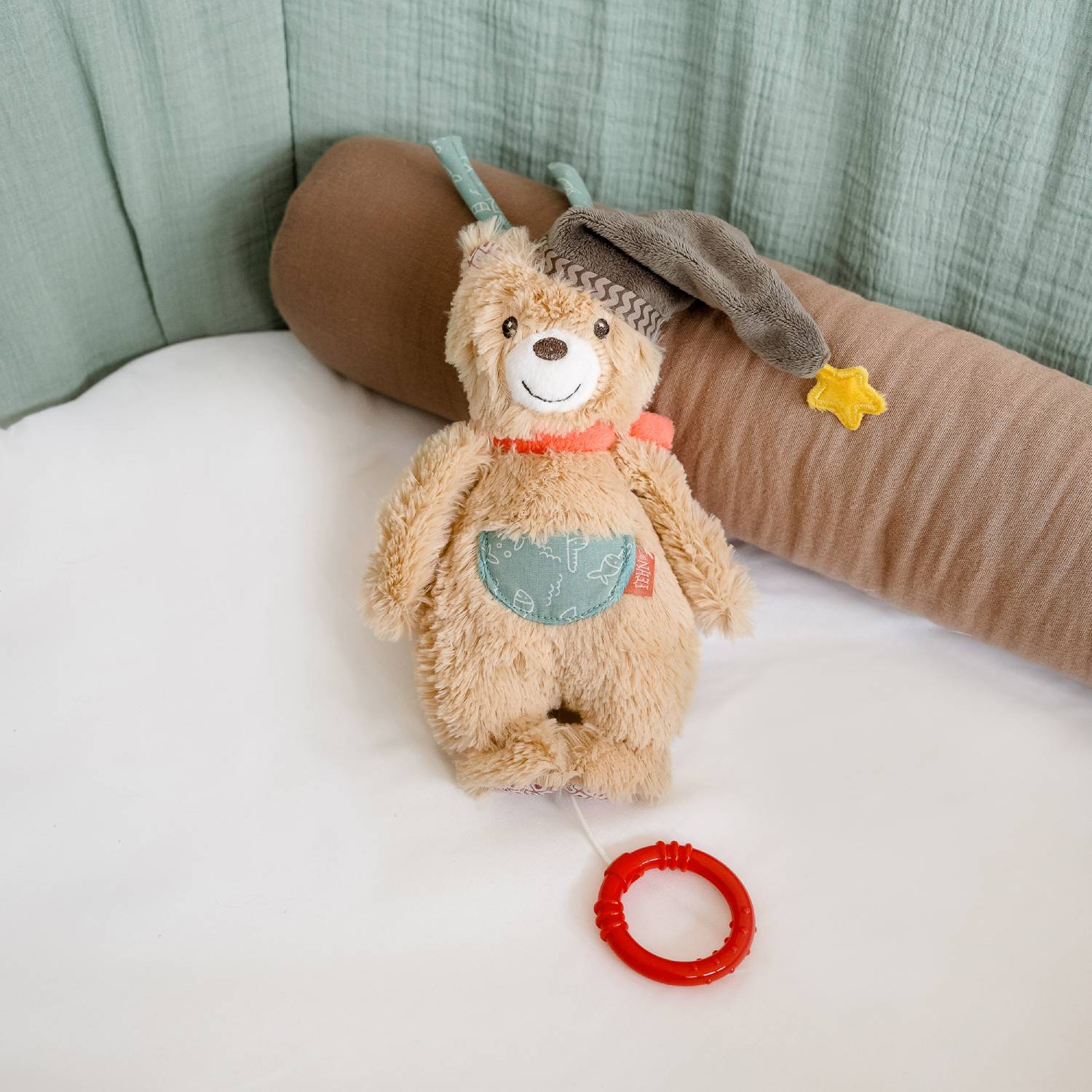 Музыкальная игрушка-подвеска FEHN Мишка Бруно 4