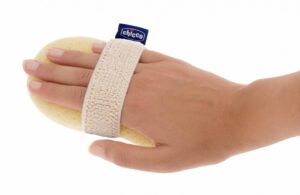 Губка для купания Chicco (спонж-рукавичка) 0м+ 5