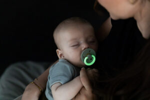 Набор пустышек латексных ночных BIBS Colour Glow Anatomical, 2 шт 0+ мес. 6