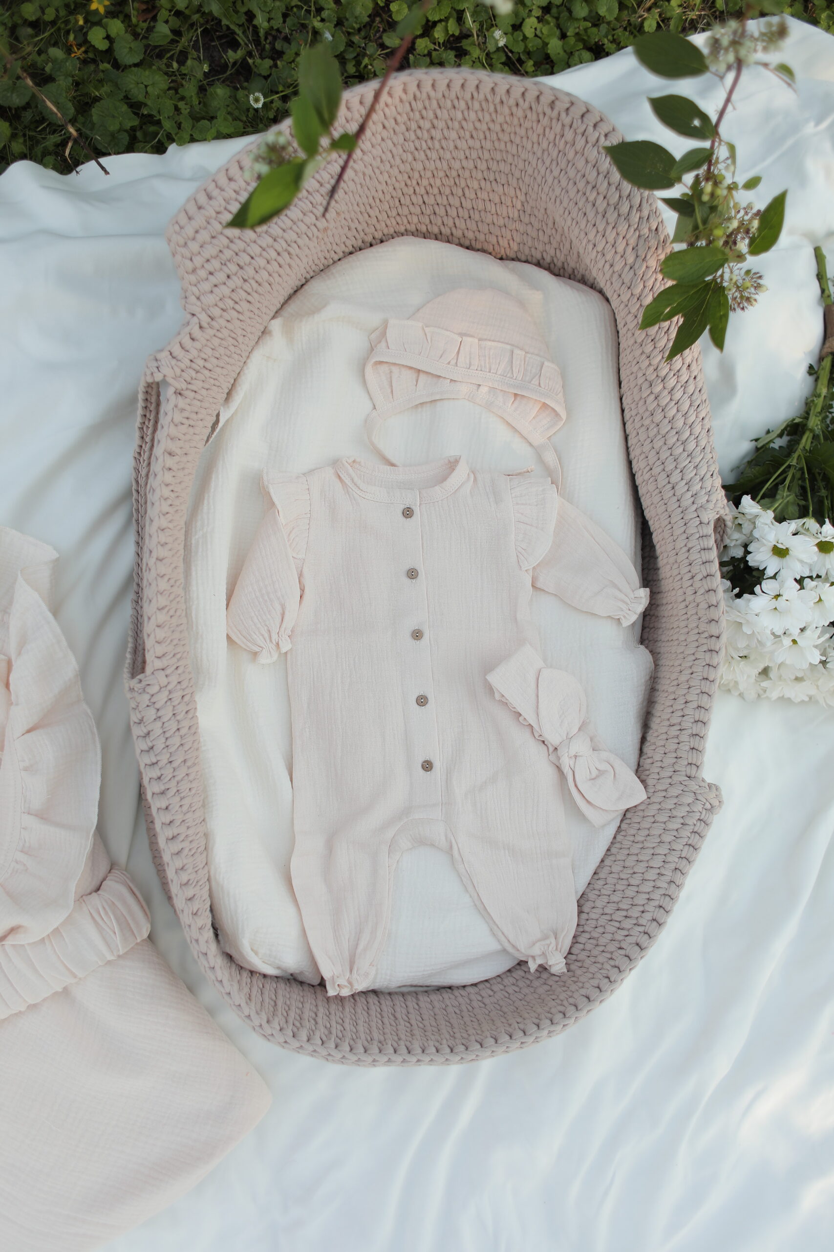 Комплект на выписку Babyedel 5 предметов для девочки, муслин 7