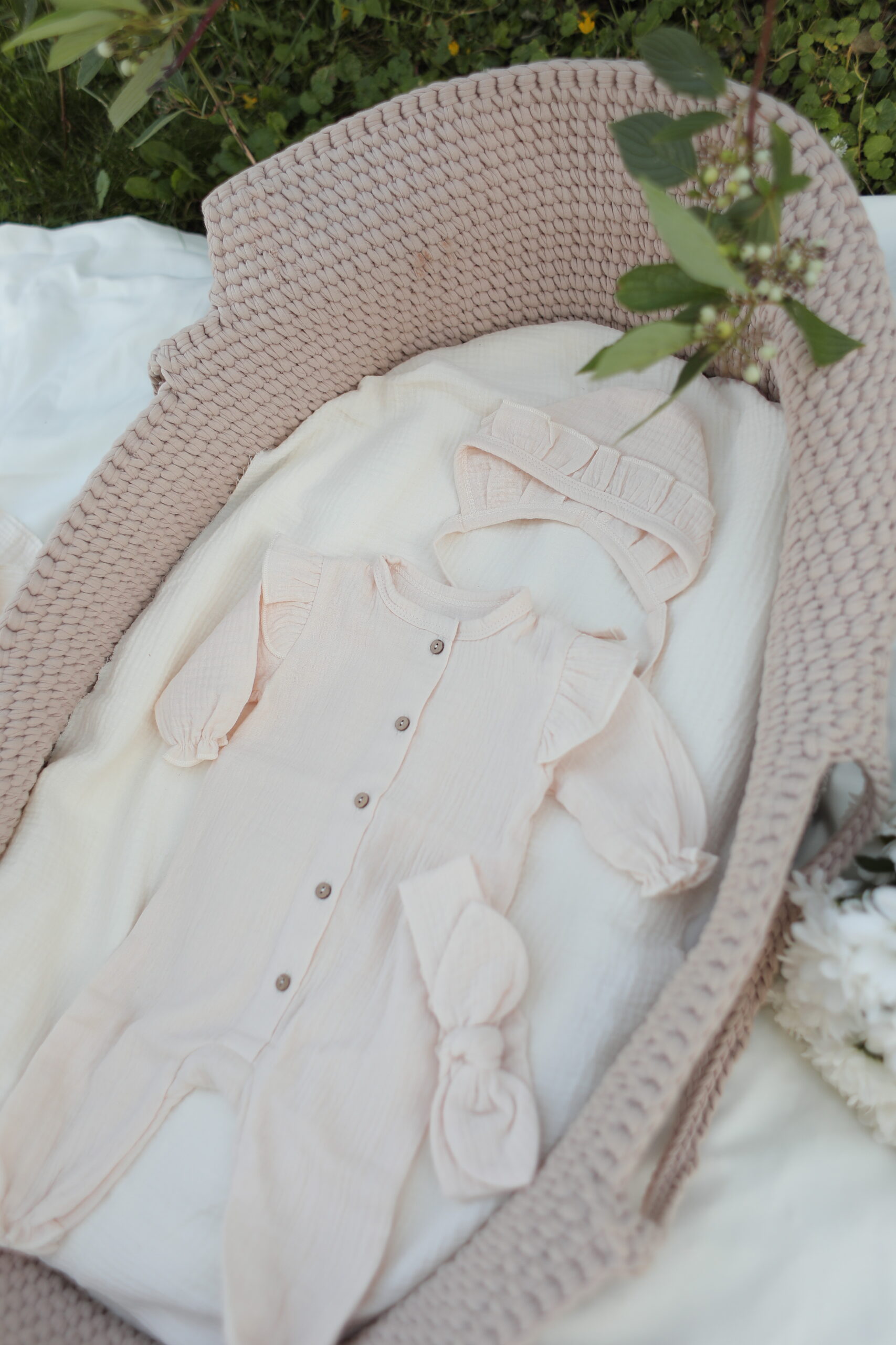 Комплект на выписку Babyedel 5 предметов для девочки, муслин 5