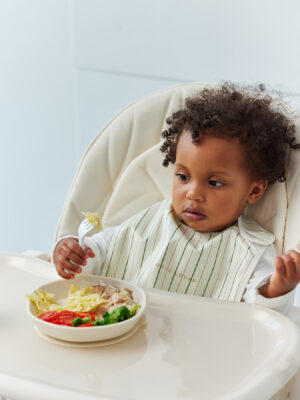 Нагрудный фартук на липучке Happy Baby, 2 шт 18