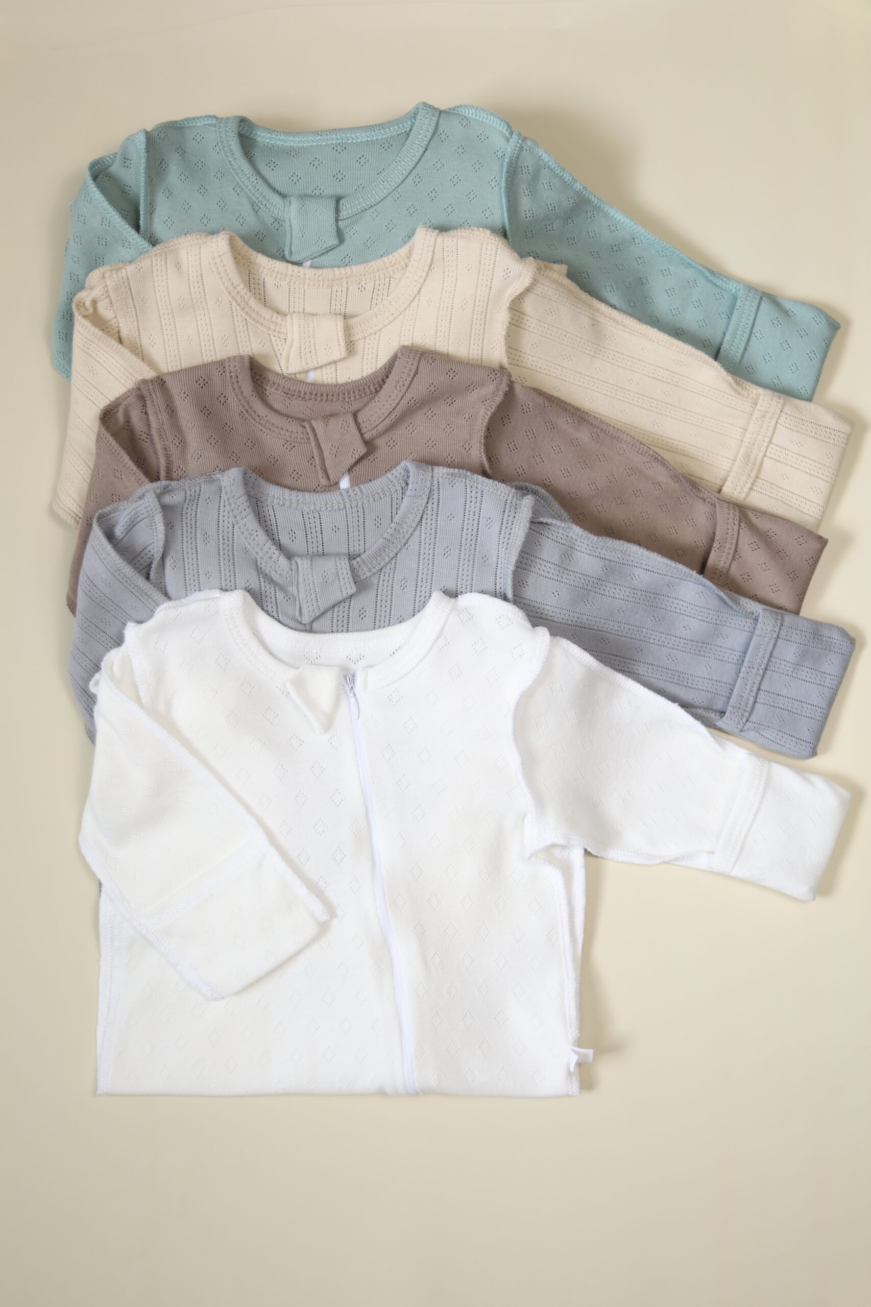 Комбинезон MATUSHKIN на молнии, рук. с отвор.,зак. ножки, швы наружу, трансферная рибана 1